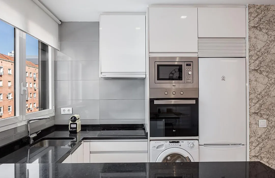 BNBHolder Luxury Apartment II PLAZA DE ESPAÑA-1